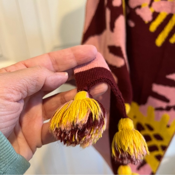 ☂️ Maroon Pink and Yellow Scarf - Picture 3 of 3